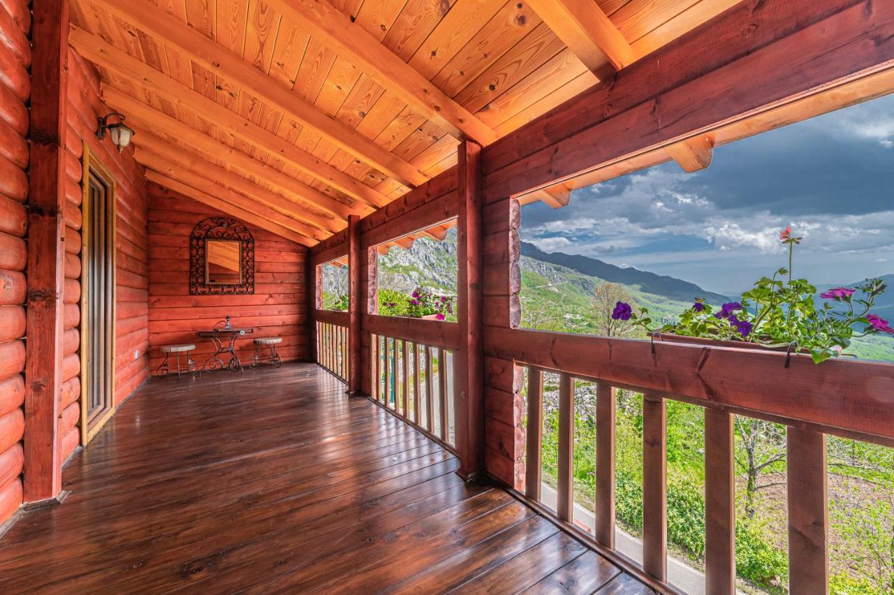 Holiday Village Ostrog Niksic ภายนอก รูปภาพ